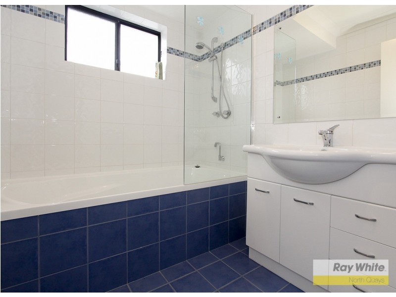 4 Fitzpatrick Way, Padbury WA 6025