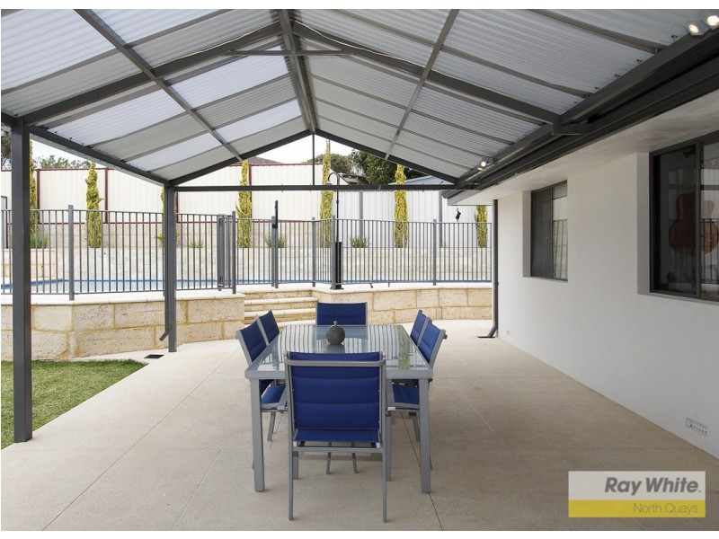 4 Fitzpatrick Way, Padbury WA 6025