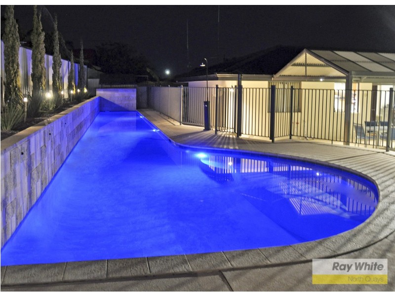 4 Fitzpatrick Way, Padbury WA 6025