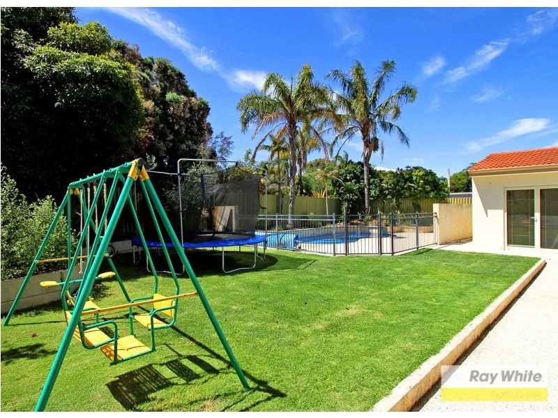 9 Mulligan Drive, Greenwood WA 6024