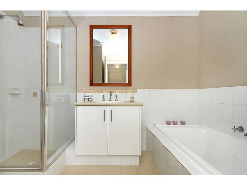 103 Kingsway, Madeley WA 6065