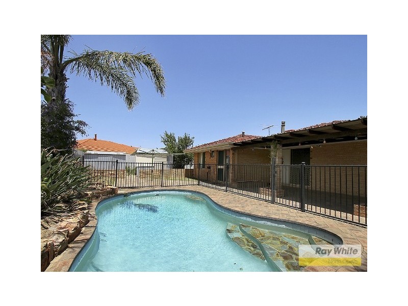 9 Newhaven Place, Kingsley WA 6026