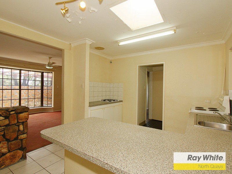 4 Hann Place, Padbury WA 6025