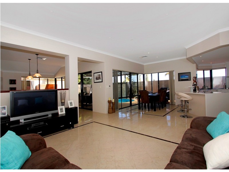 12 Tees Court, Mindarie WA 6030