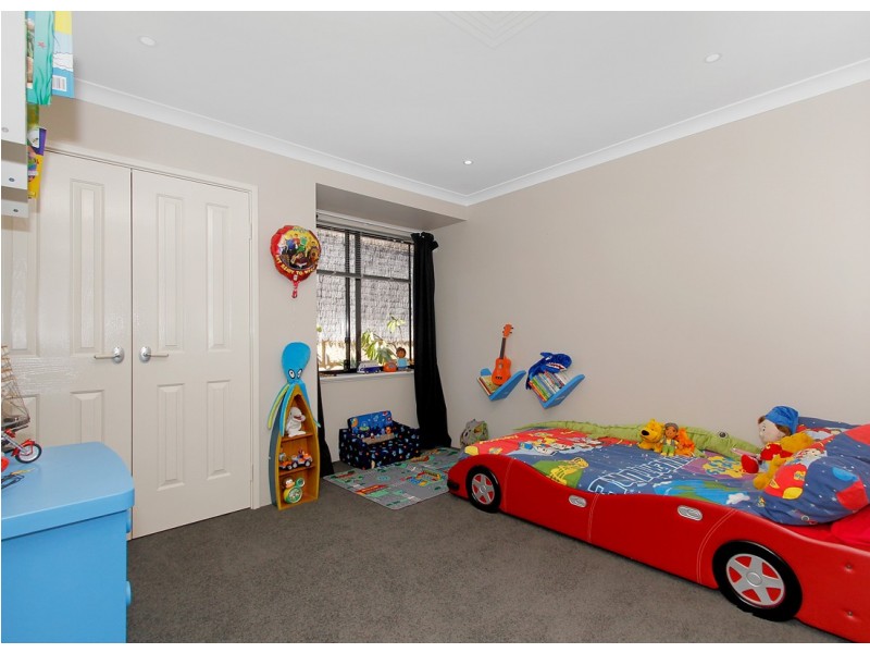 12 Tees Court, Mindarie WA 6030