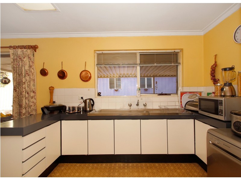 70 Forrest Rd, Padbury WA 6025