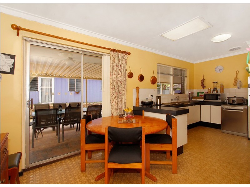 70 Forrest Rd, Padbury WA 6025