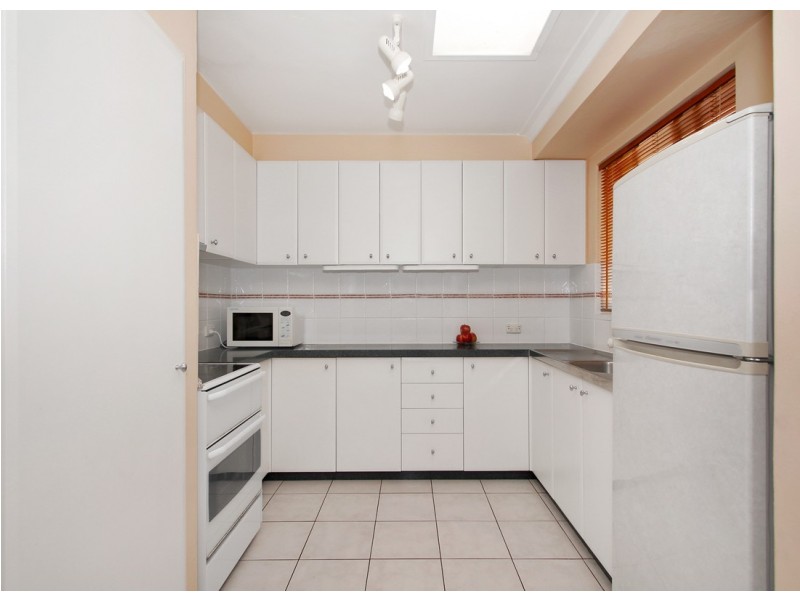 43 Blaxland Way, Padbury WA 6025