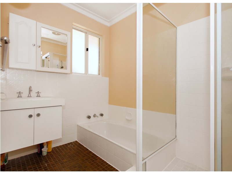 43 Blaxland Way, Padbury WA 6025