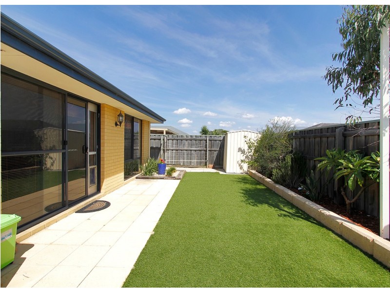 17 Oakhill Heights, Ellenbrook WA 6069