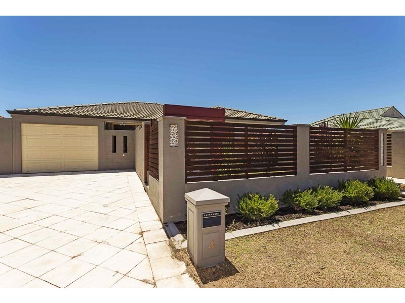 4 Blackbird Glen, Quinns Rocks WA 6030