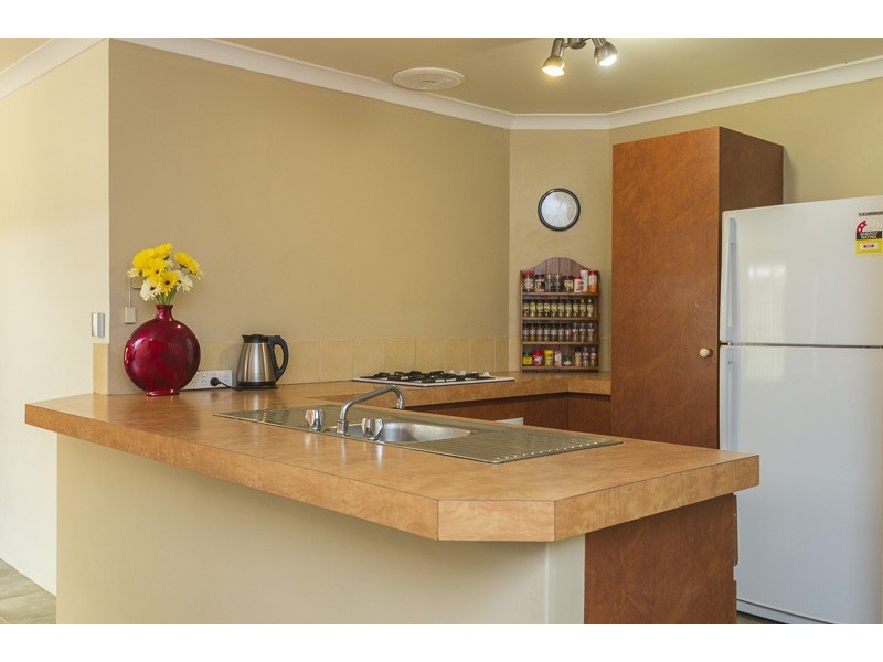 4 Blackbird Glen, Quinns Rocks WA 6030