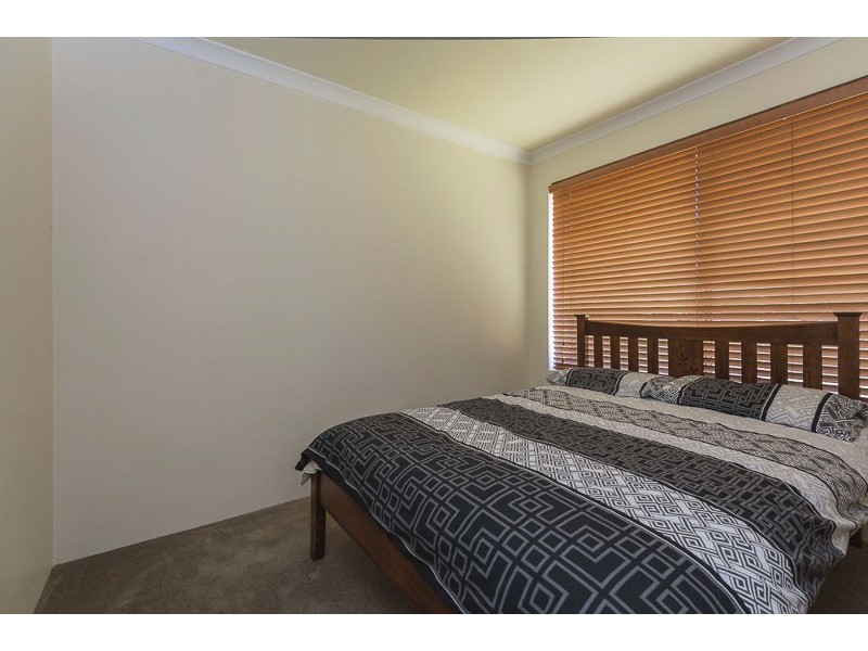 4 Blackbird Glen, Quinns Rocks WA 6030