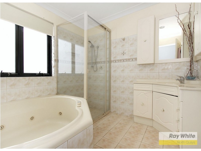 15 Barrallier Way, Padbury WA 6025