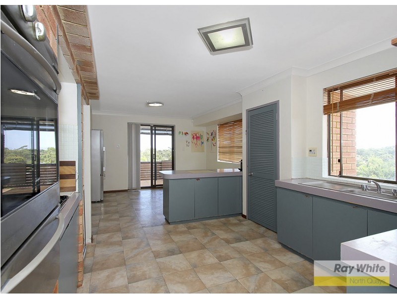 15 Barrallier Way, Padbury WA 6025