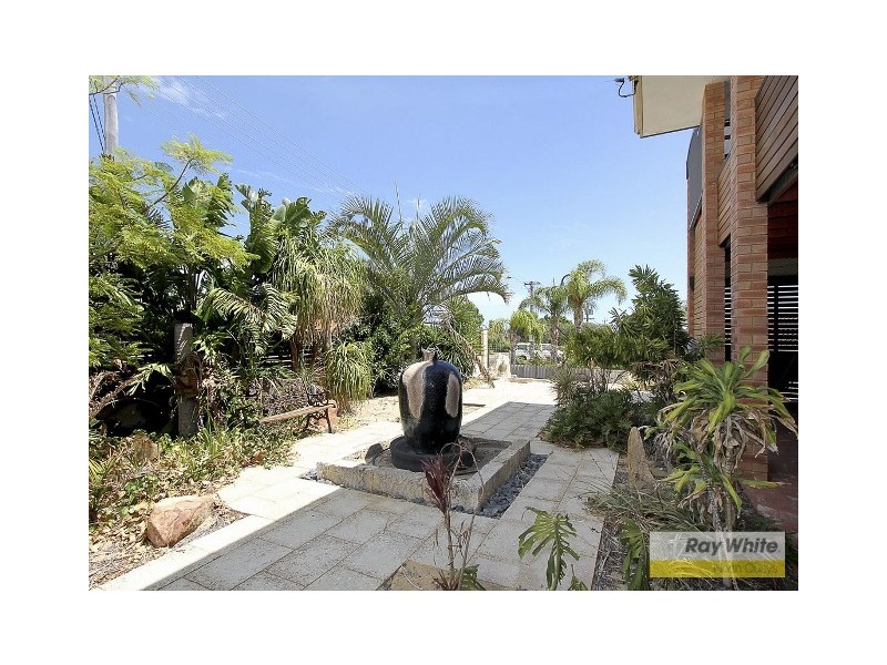 15 Barrallier Way, Padbury WA 6025