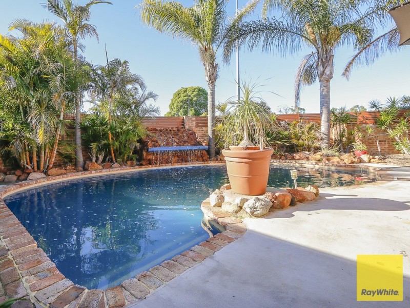 1 Karuah Way, Greenwood WA 6024