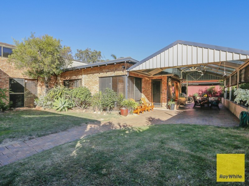 1 Karuah Way, Greenwood WA 6024