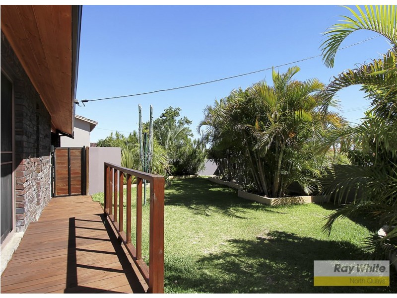 8 Hispano Place, Carine WA 6020