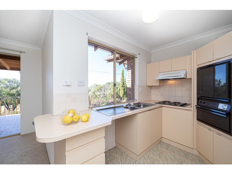 90/7 Harman Road, Sorrento WA 6020
