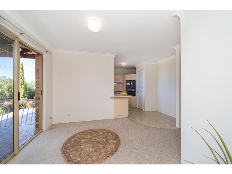 90/7 Harman Road, Sorrento WA 6020