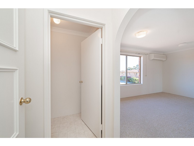 90/7 Harman Road, Sorrento WA 6020