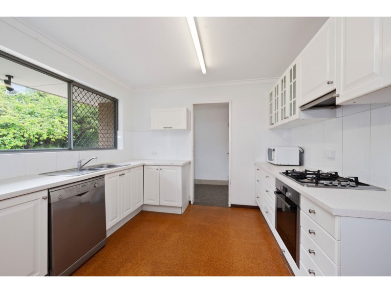 10 Giles Avenue, Padbury WA 6025