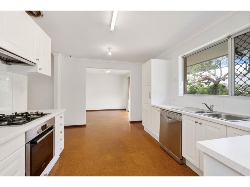 10 Giles Avenue, Padbury WA 6025