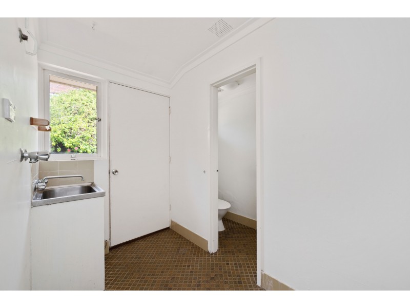 10 Giles Avenue, Padbury WA 6025