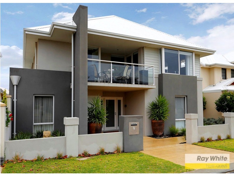 9 Maldives Drive, Hillarys WA 6025