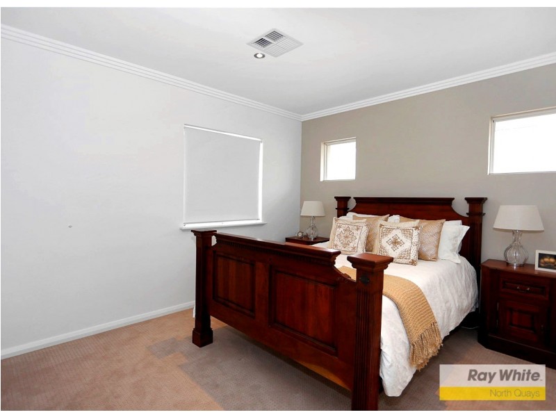 9 Maldives Drive, Hillarys WA 6025