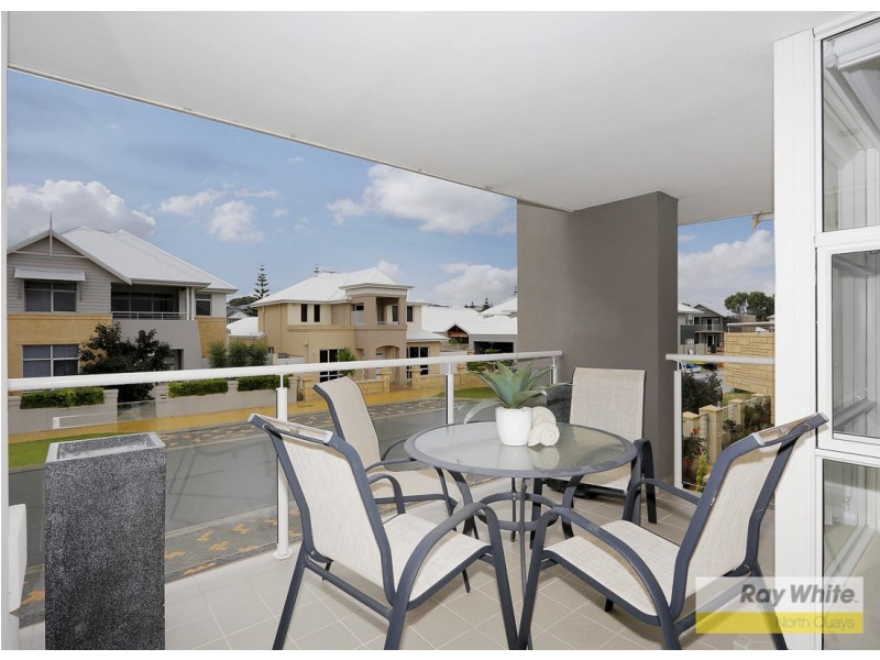 9 Maldives Drive, Hillarys WA 6025