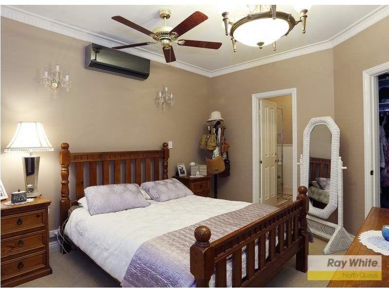 225 Woodside Street, Doubleview WA 6018