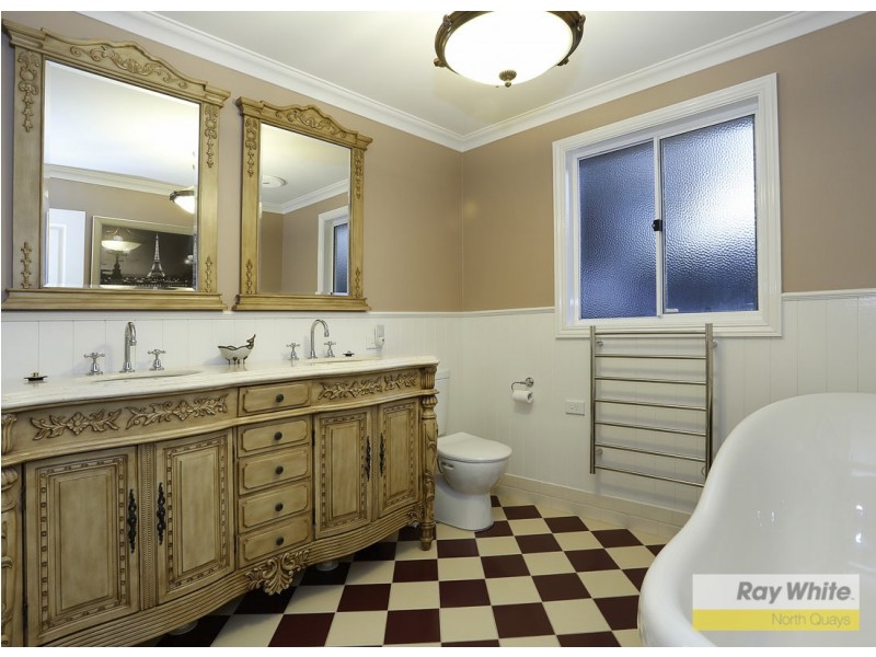 225 Woodside Street, Doubleview WA 6018