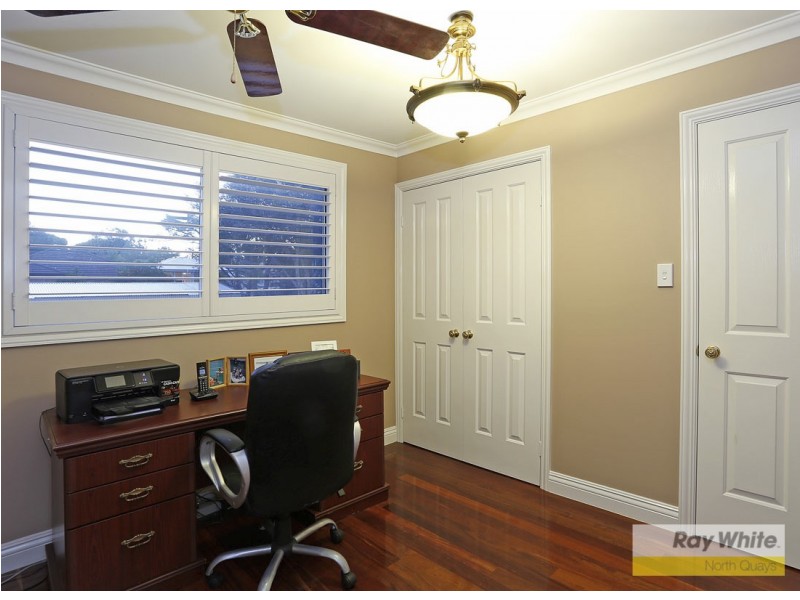 225 Woodside Street, Doubleview WA 6018