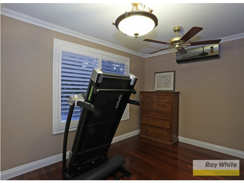 225 Woodside Street, Doubleview WA 6018