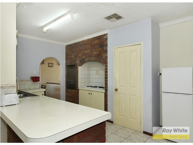 144 Giles Ave, Padbury WA 6025