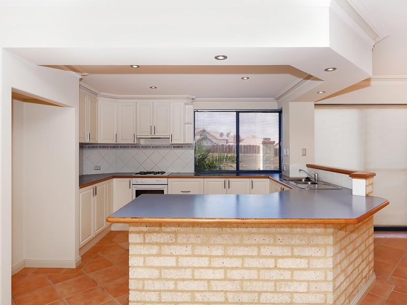 40 St Pauls Crescent, Joondalup WA 6027