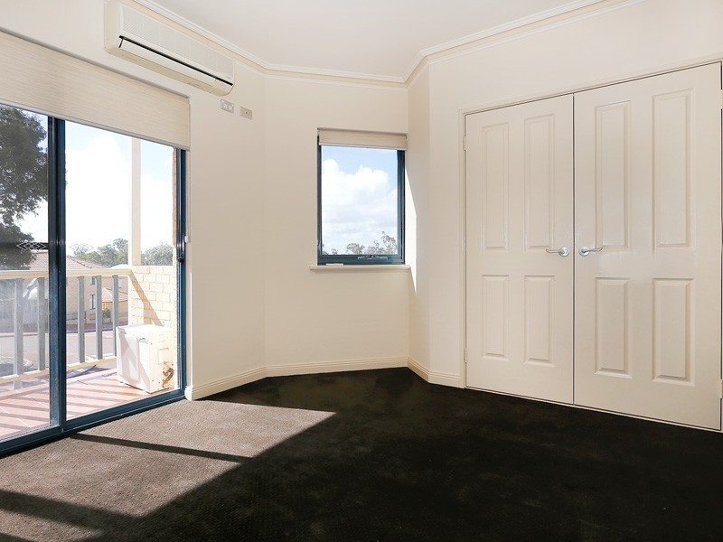 40 St Pauls Crescent, Joondalup WA 6027