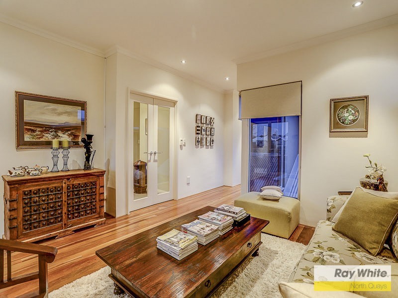 18 Tahiti Lane, Hillarys WA 6025