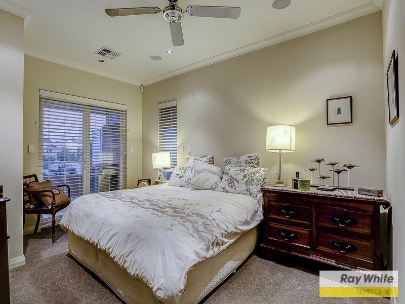 18 Tahiti Lane, Hillarys WA 6025