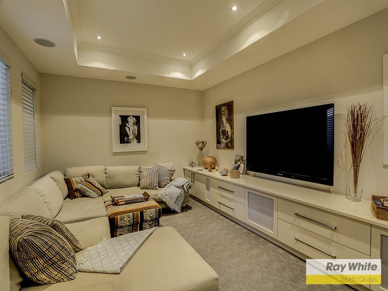 18 Tahiti Lane, Hillarys WA 6025