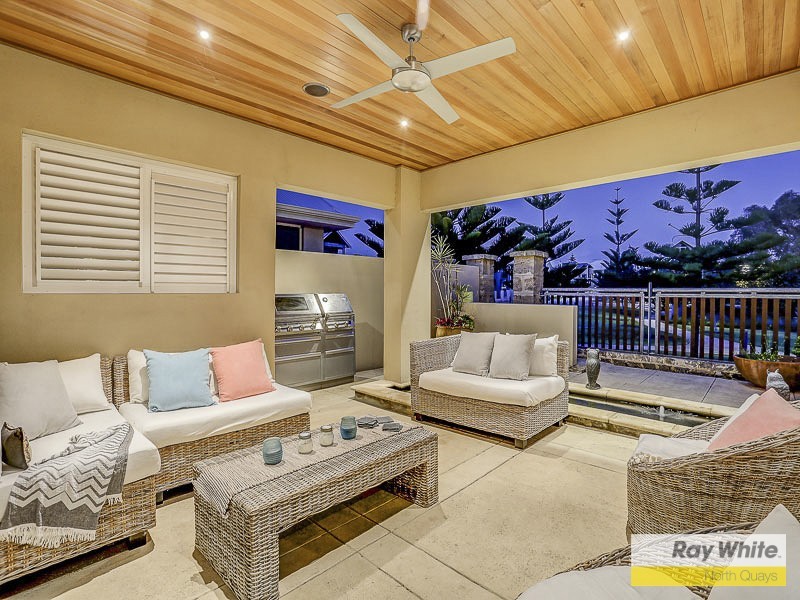 18 Tahiti Lane, Hillarys WA 6025