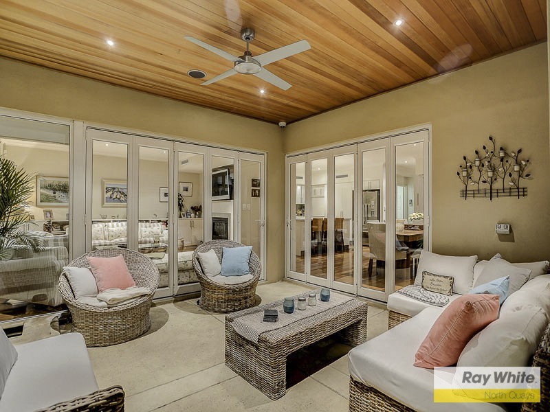 18 Tahiti Lane, Hillarys WA 6025