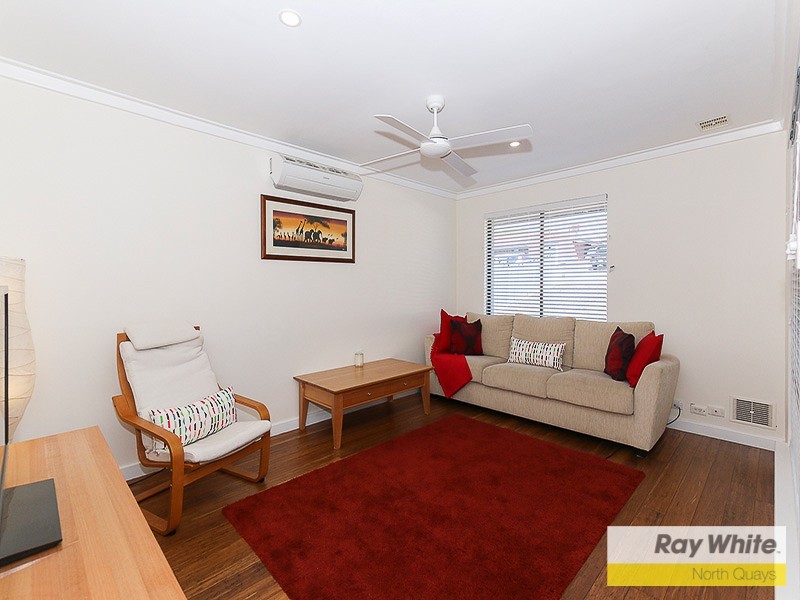 21 Fitzpatrick Way, Padbury WA 6025