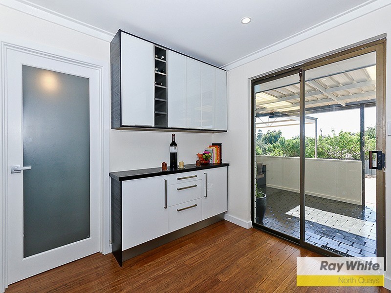 21 Fitzpatrick Way, Padbury WA 6025