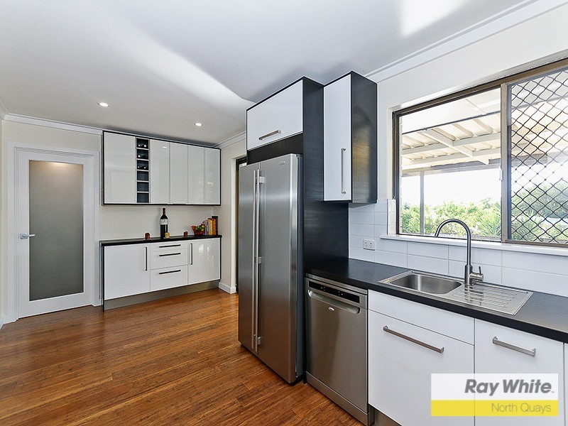 21 Fitzpatrick Way, Padbury WA 6025