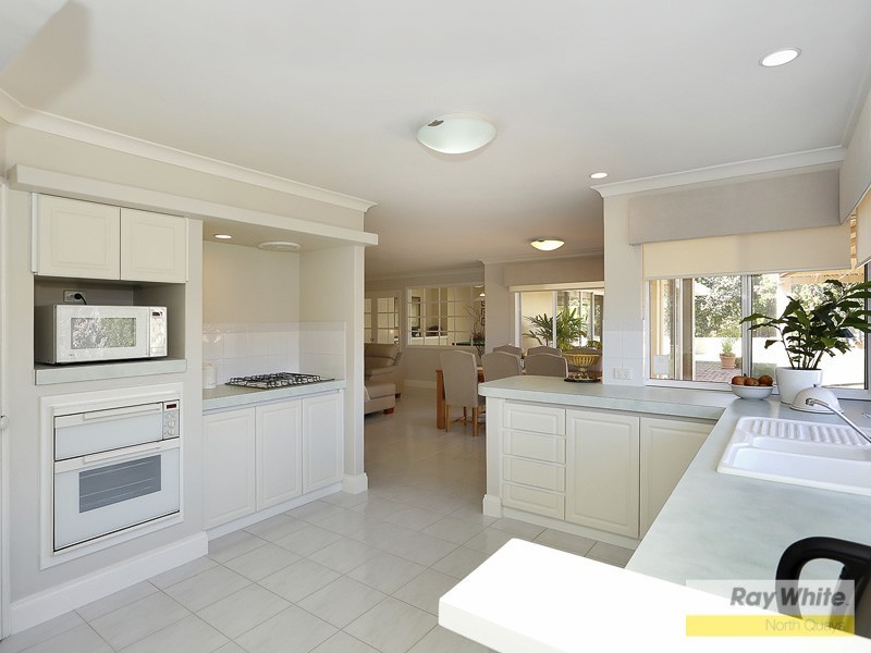 4 Seville Close, Hillarys WA 6025