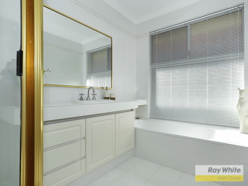 4 Seville Close, Hillarys WA 6025