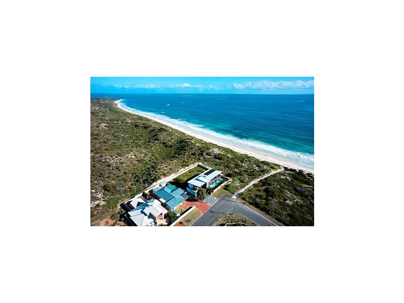 4B Merrifield Place, Mullaloo WA 6027